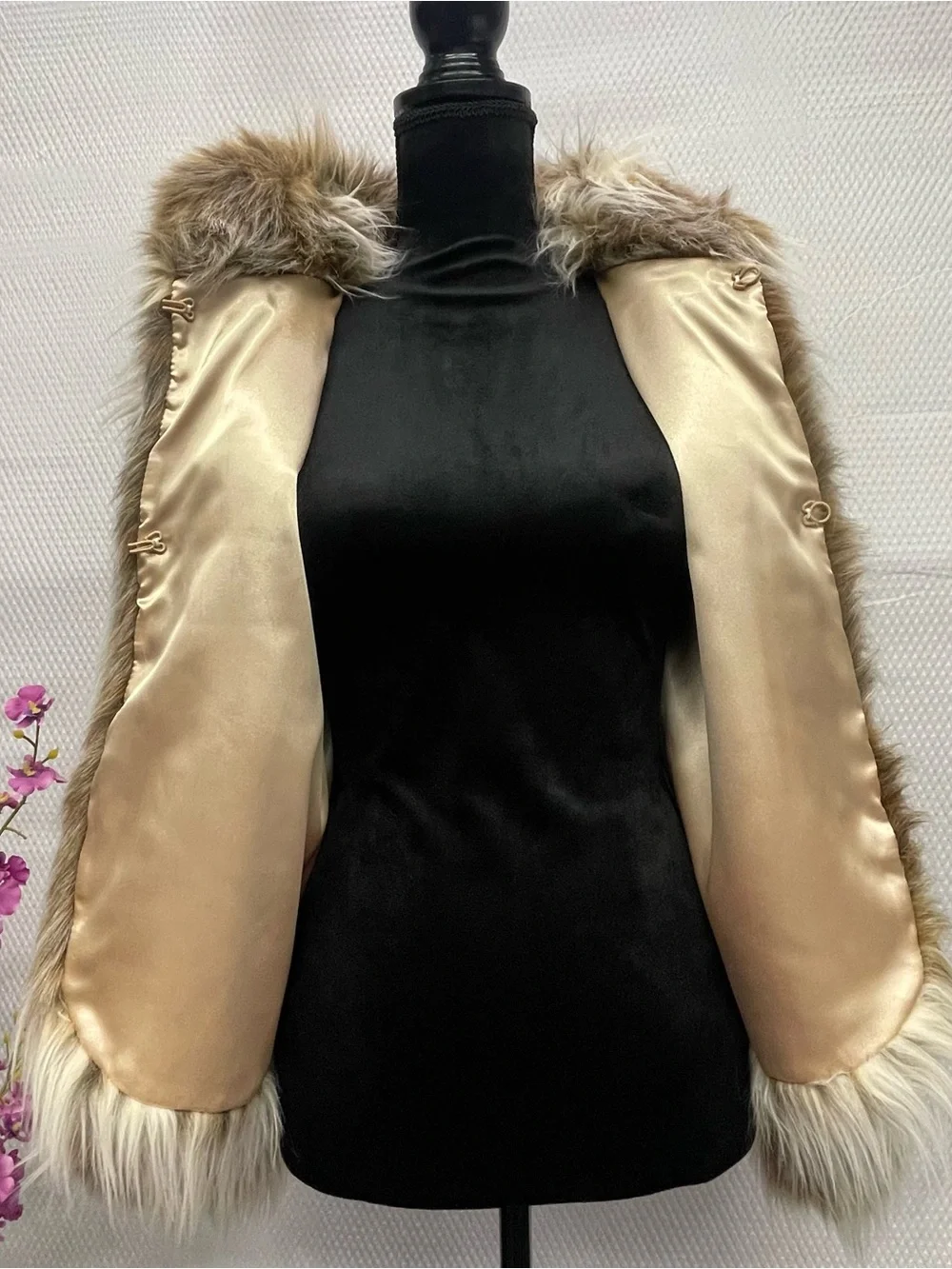 Fabulous Furs Diane Gilman Faux Fur Jacket M Brown Cream Hook Close Coat - Picture 3 of 4